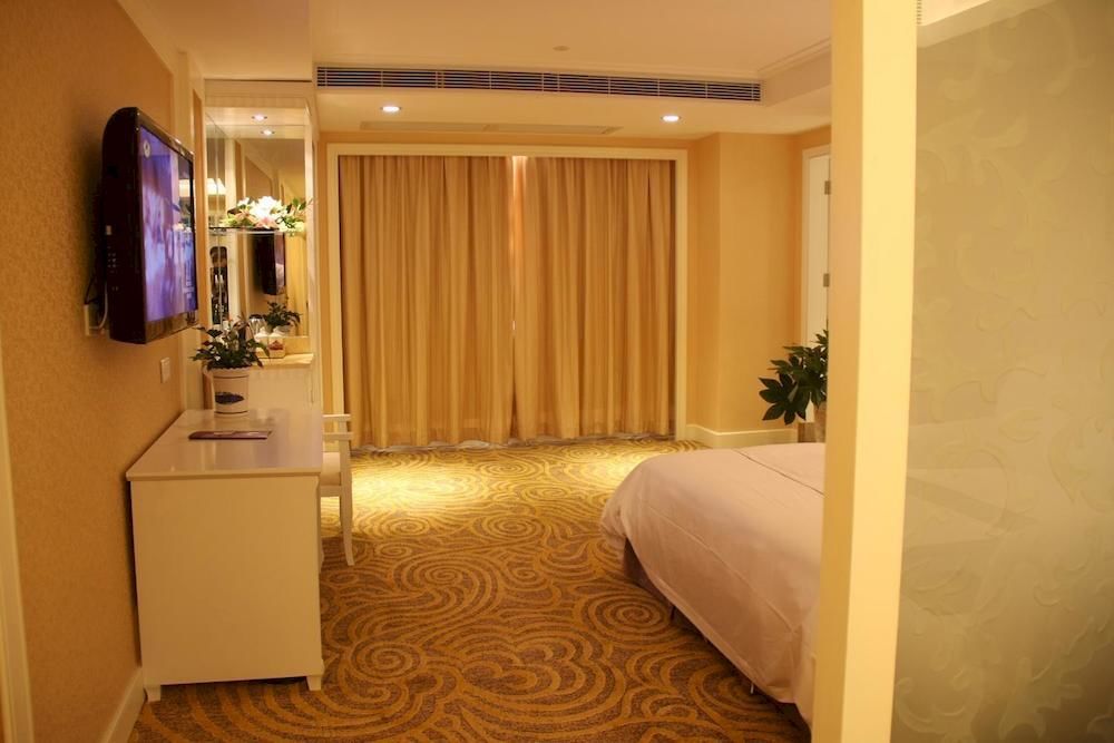 Huizhou Jinhuayue International Hotel Exterior photo
